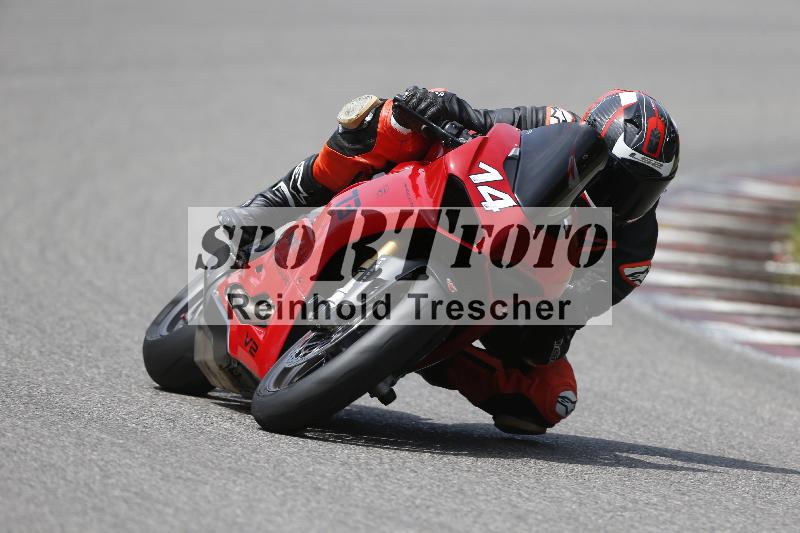 /27 12.06.2025 Ducati Schweiz Trackday Warmup  ADR/gelb-jeaune/14